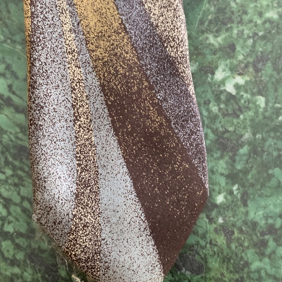 Vintage Men's Silk Designer Neckties/Lot of 10 - Picture 3 of 16